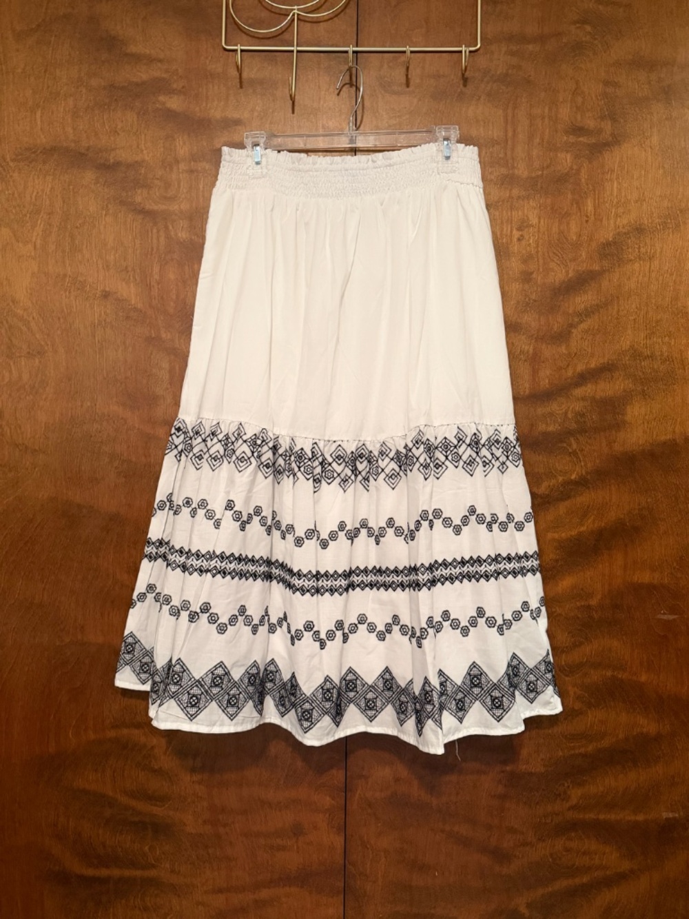 Draper James Embroidered Midi Peasant Skirt Womens L Black & White Smocked Lined